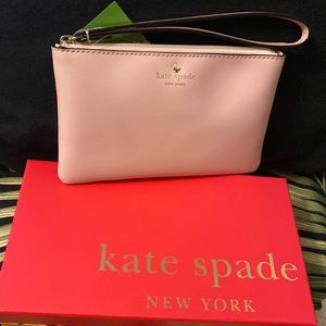 Kate Spade Wristlet. Baby pink. Brand new.